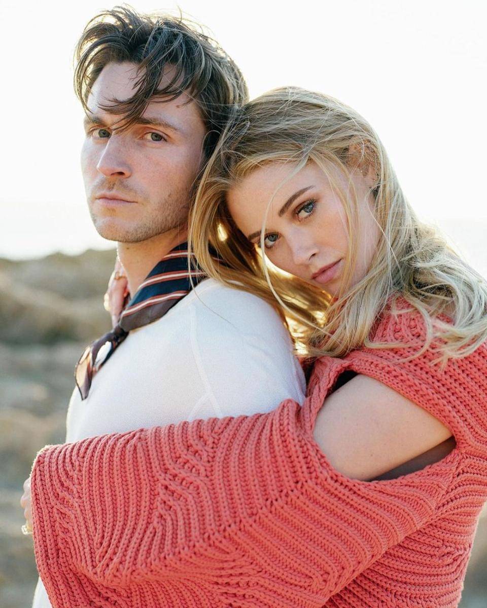 Jed Elliott dan Virginia Gardner (instagram.com/jedstruts)