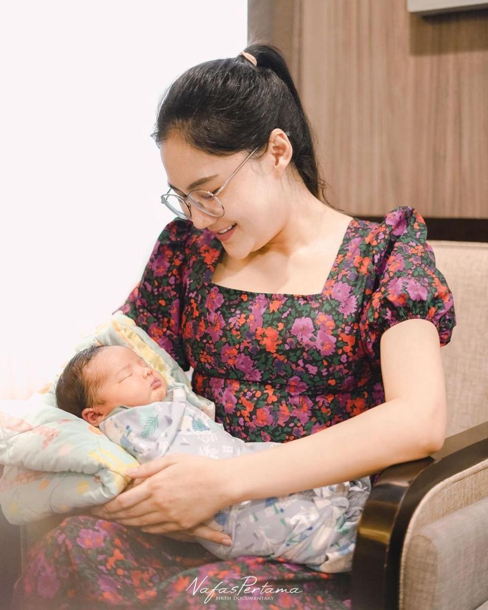 Kenes Nara Madaharsa (instagram.com/nellakharisma)