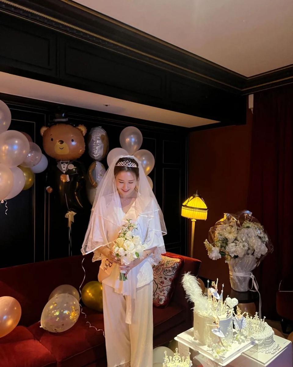 potret bridal shower Lee Da Hae (instagram.com/soo_ah_0817)