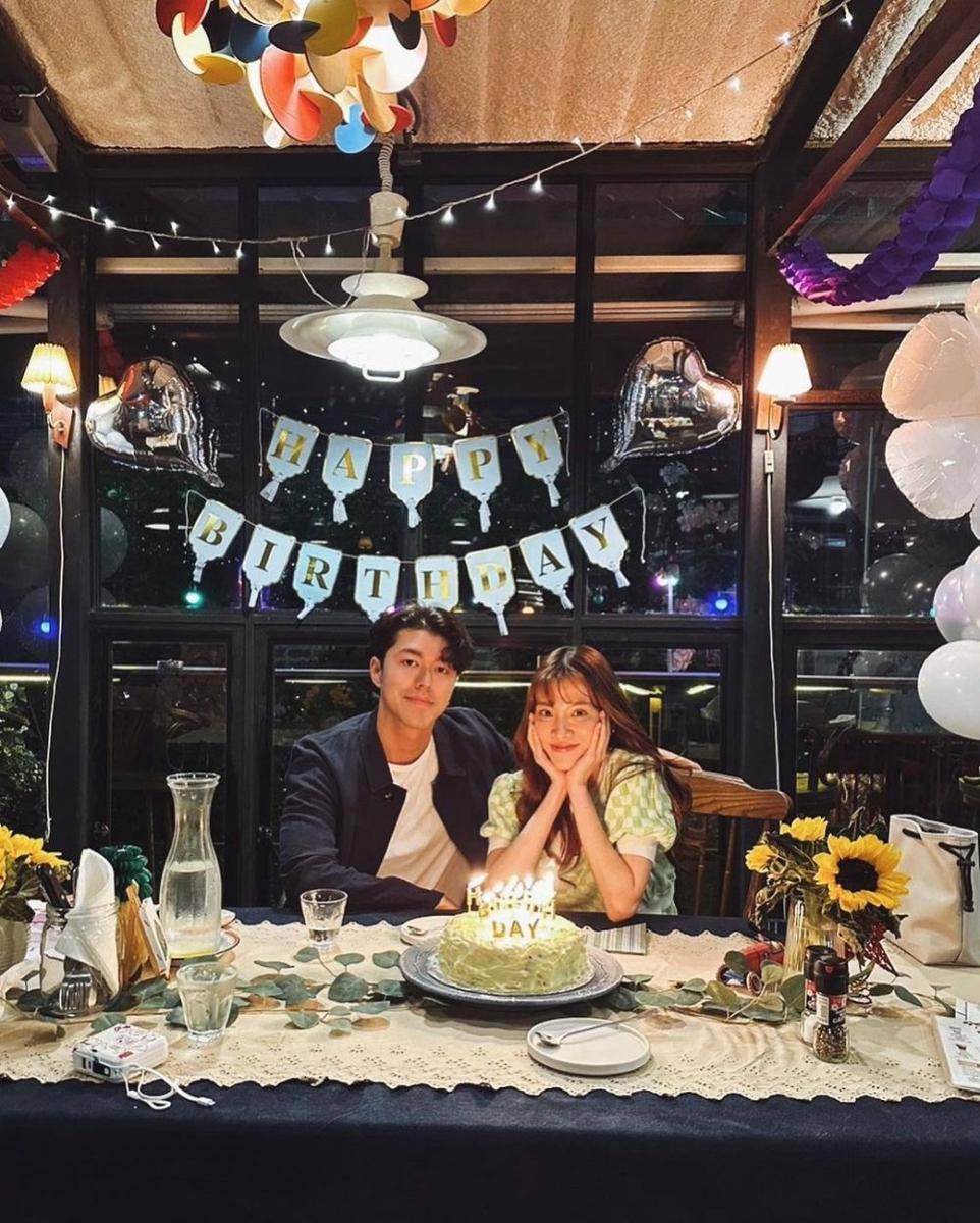 potret Perayaan Ulang Tahun Nine Naphat ke-27 bersama Baifern Pimchanok (instagram.com/naphat_nine)