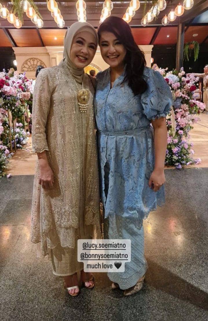 potret Marshanda di pernikahan ibunya (instagram.com/marshanda99)