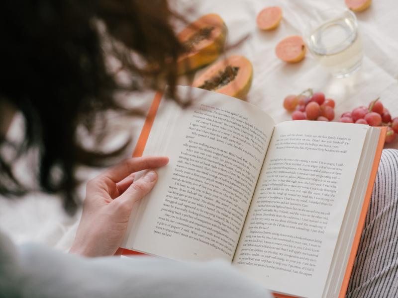 5 Rekomendasi Buku Reparenting untuk Sembuhkan Luka Inner Child