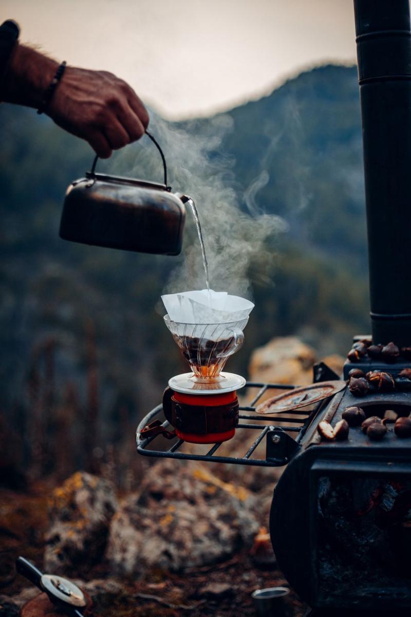 lustrasi proses ekstraksi kopi (pexels.com/Efecan Efe)