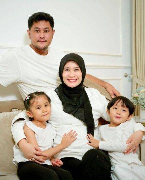 Ryana Dea dan Puadin Redi (Instagram.com/ryanadea)
