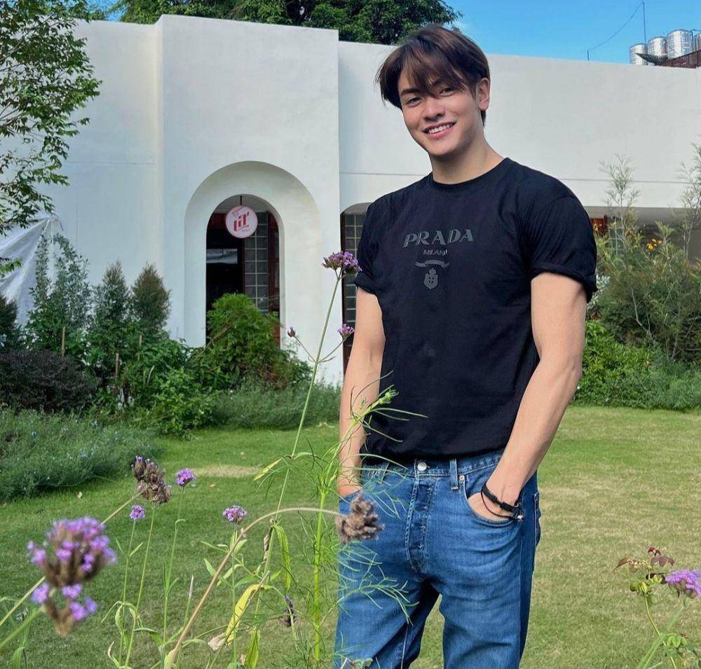Joong Archen (instagram.com/chen_rcj)