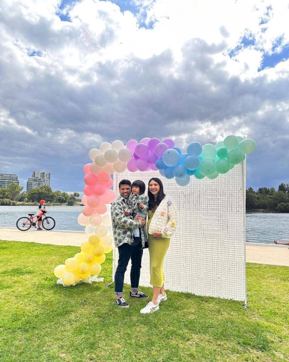 potret Acha Sinaga dan keluarga (instagram.com/achasinaga)