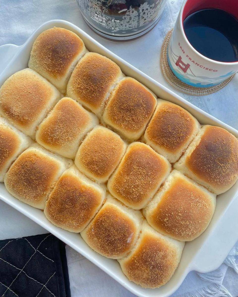 pandesal (instagram.com/nica_mercado08)
