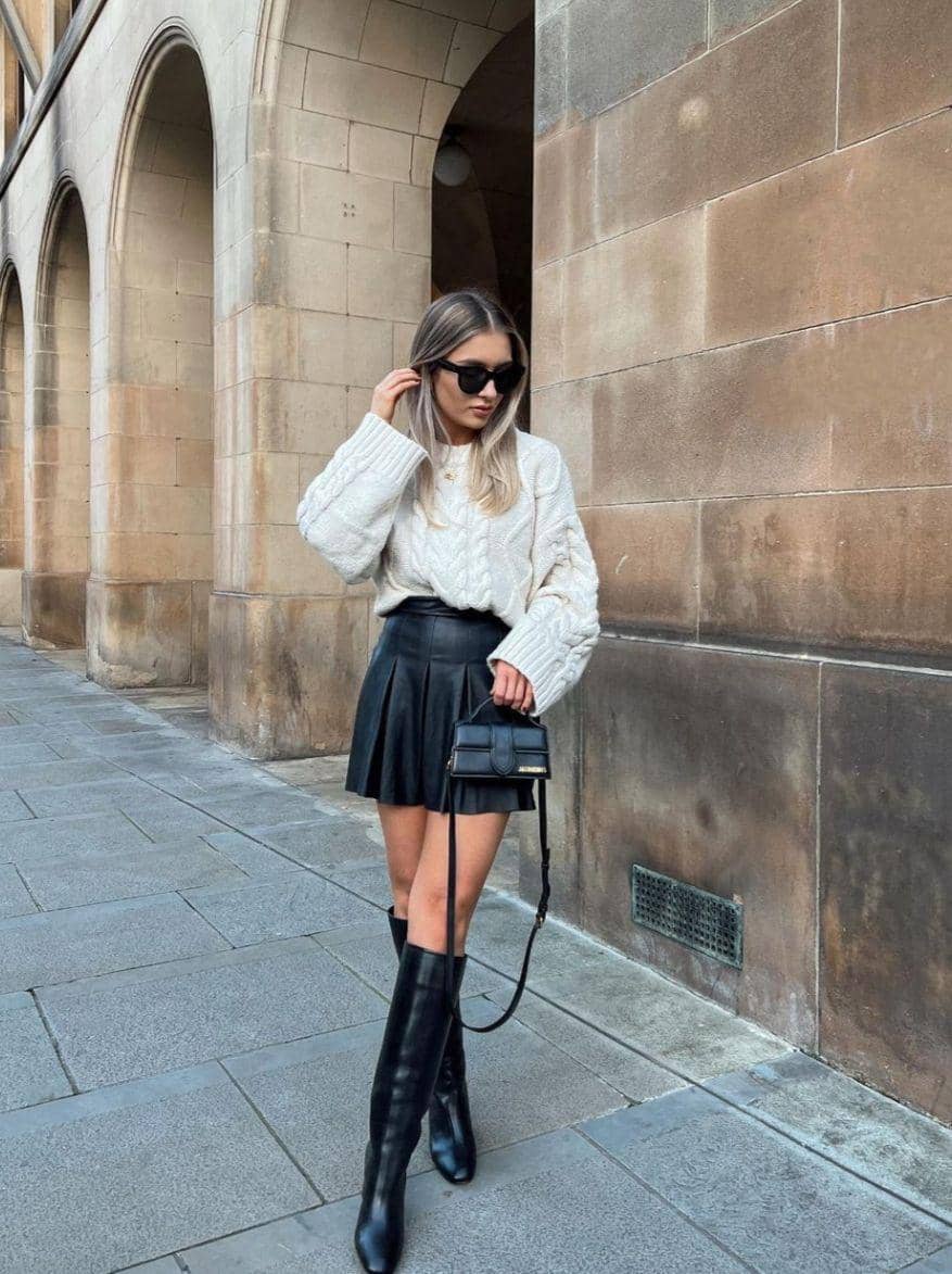 Lily Clark (instagram.com/lilyisabellaclark)