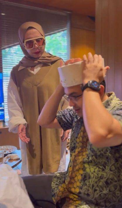 Potret Melly Goeslaw dan Sahrul Gunawan (instagram.com/melly_goeslaw)