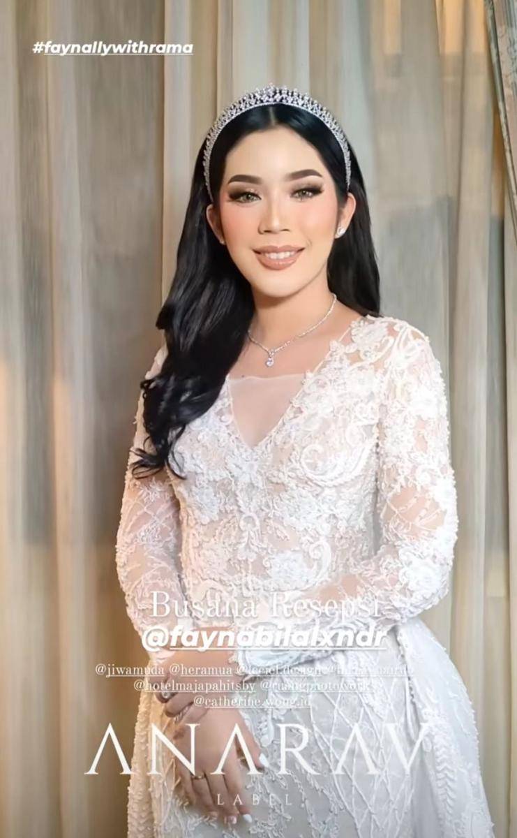 Resepsi pernikahan Fay Nabila (instagram.com/anarav.label)