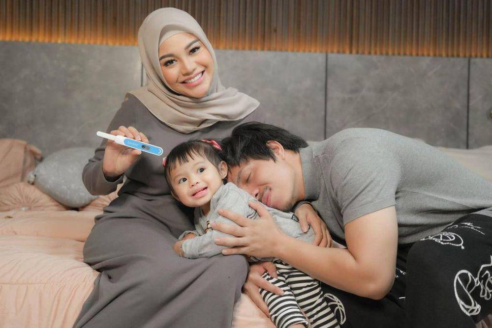 Atta Halilintar dan Aurel Hermansyah (instagram.com/attahalilintar)