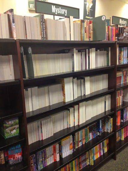 potret momen kocak pas lagi di toko buku (reddit.com/user/KickassRhythm)