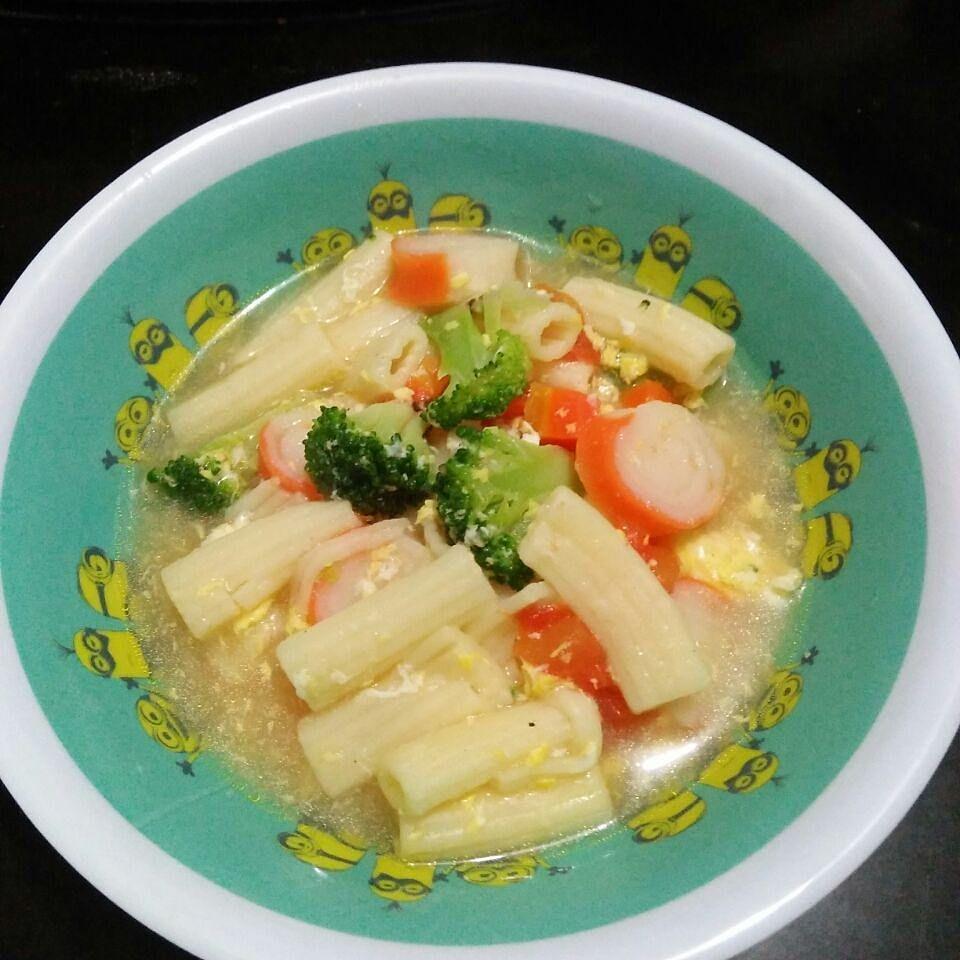 sup makaroni (instagram.com/nicke_octaviani)