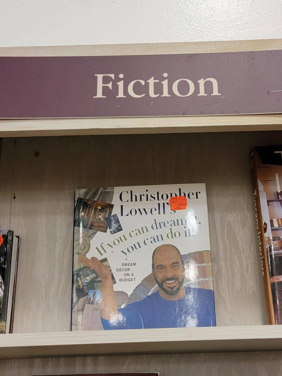 potret momen kocak pas lagi di toko buku (reddit.com/user/Crossfiyah)