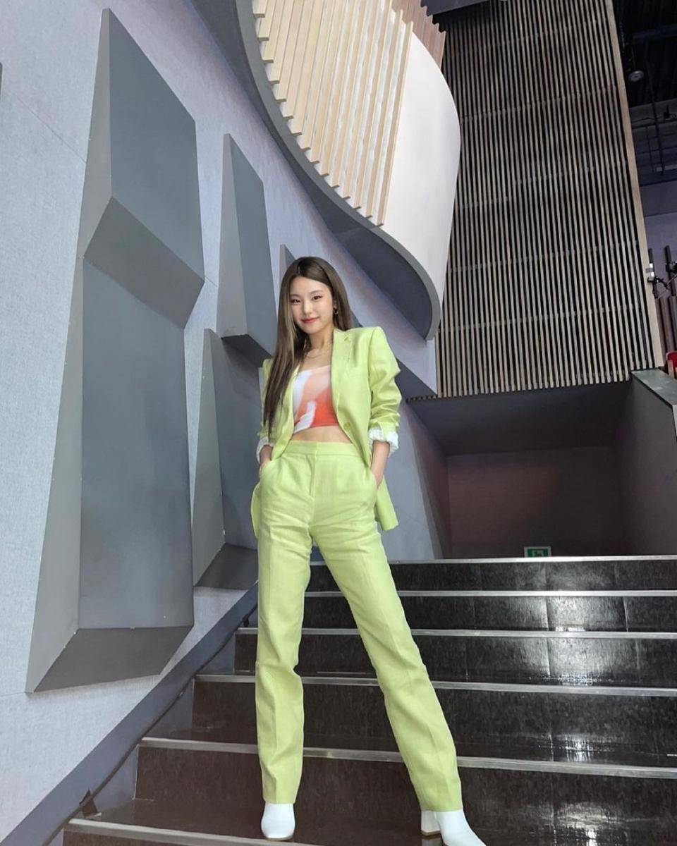 Yeji ITZY (instagram.com/itzy.all.in.us)