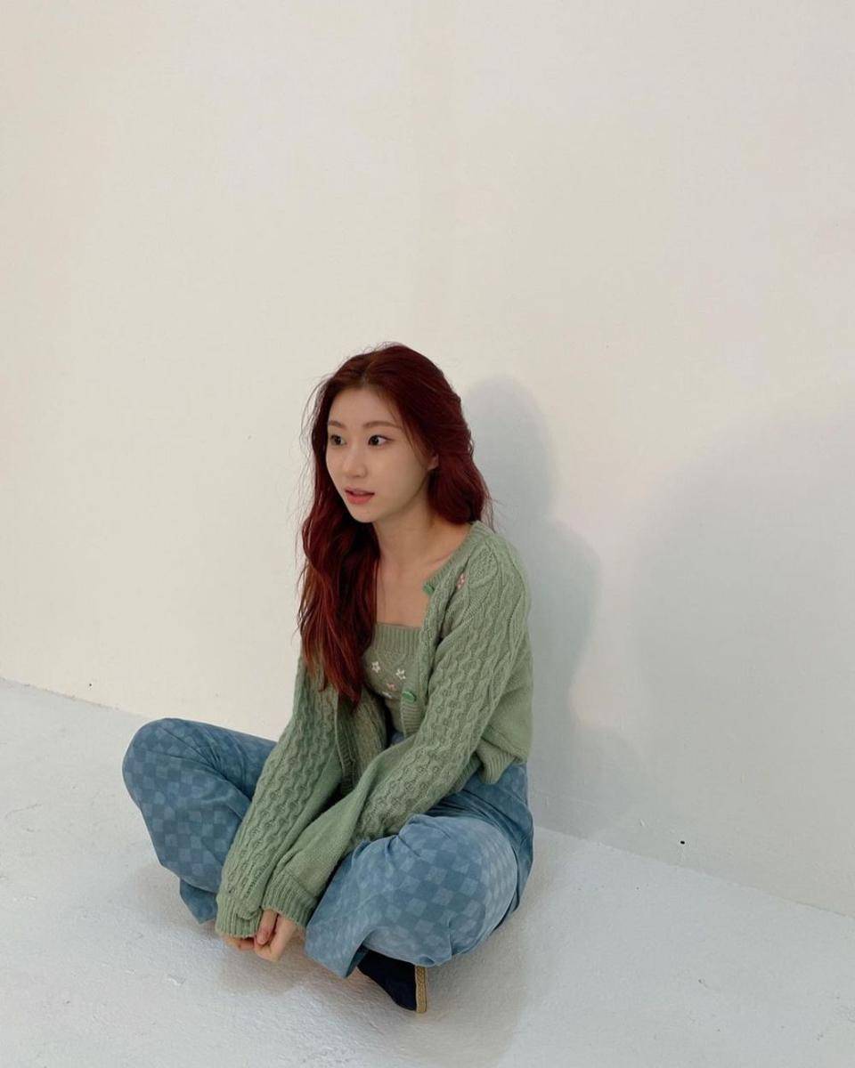 Chaeryeong ITZY (instagram.com/itzy.all.in.us)