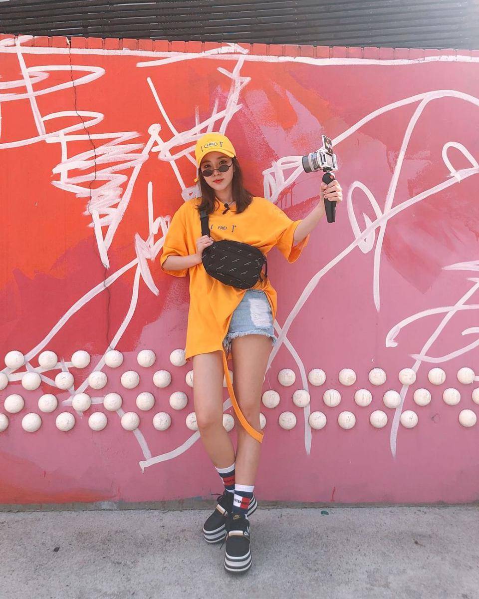 OOTD cewek kue ala Sandara Park 2NE1 (instagram.com/@daraxxi)