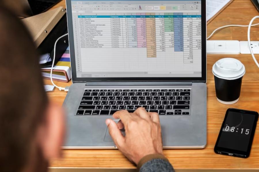 Cara Menyembunyikan Baris di Google Sheets, Mudah dan Anti Gagal