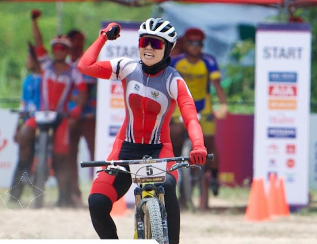 Dara Latifah raih emas SEA Games dari MTB (instagram/icf_cycling)