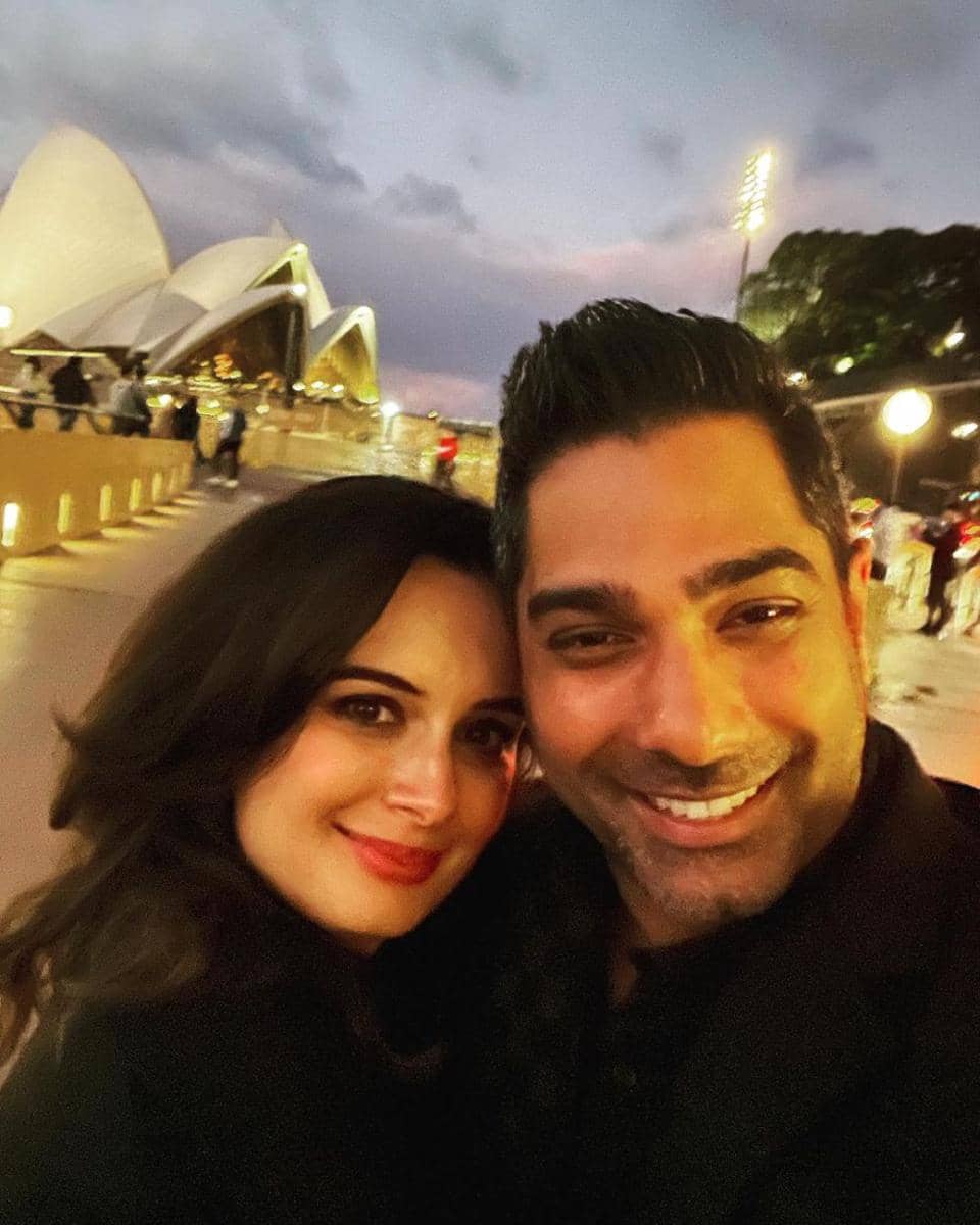 Evelyn Sharma dan suami (instagram.com/evelyn_sharma)