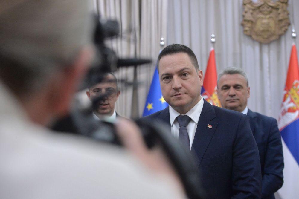Usai Penembakan Massal di Sekolah, Menteri Pendidikan Serbia Resign