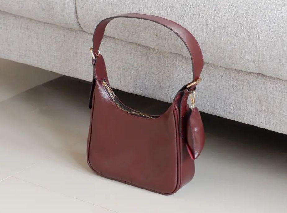 Beliya (Instagram.com/beliya_totebag)