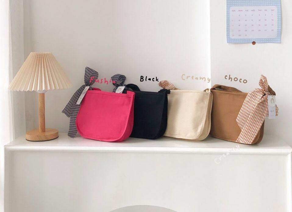 Nasya (Instagram.com/nasyastore.id)