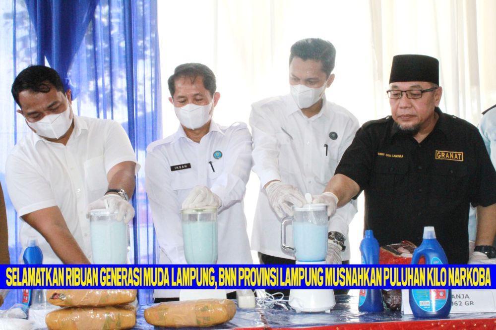 BNN Lampung Musnahkan 5 Kg Ganja dan 8 Kg Sabu, Kasus Libatkan 3 Napi!