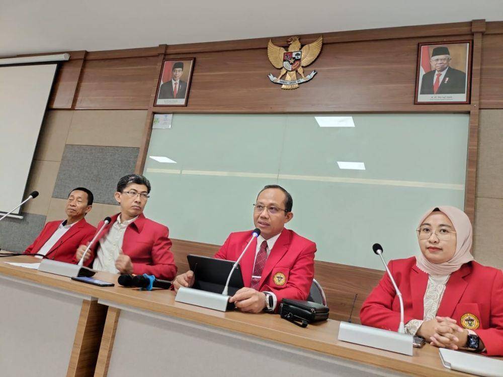 Unhas gelar konferensi pers terkait pelaksanaan UTBK SNBT di Hotel Unhas, Senin (8/5/2023). Dok. Istimewa
