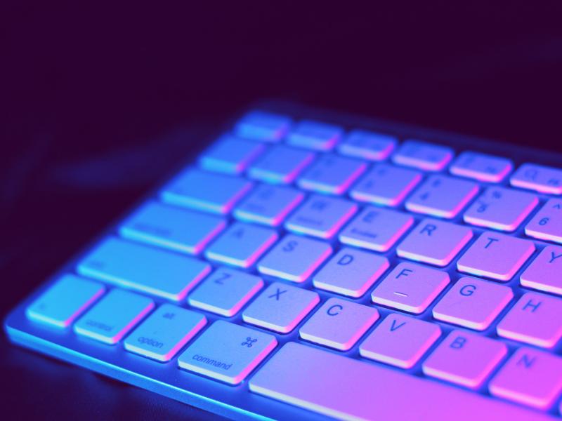5 Rekomendasi Keyboard Slim Wireless Low Profile