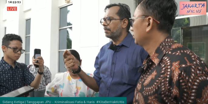 Sidang agenda tanggapan jaksa atas eksepsi yang disampaikan Haris dan Fatia 17 April 2023 lalu di Pengadilan Negeri Jakarta Timur (YouTube/Jakartanicus)