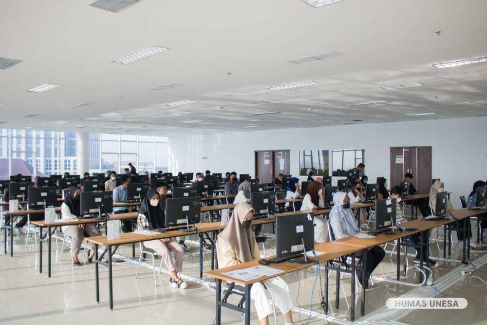 Cerita Anak Berau saat UTBK di Unesa, Sempat Keliru Nama
