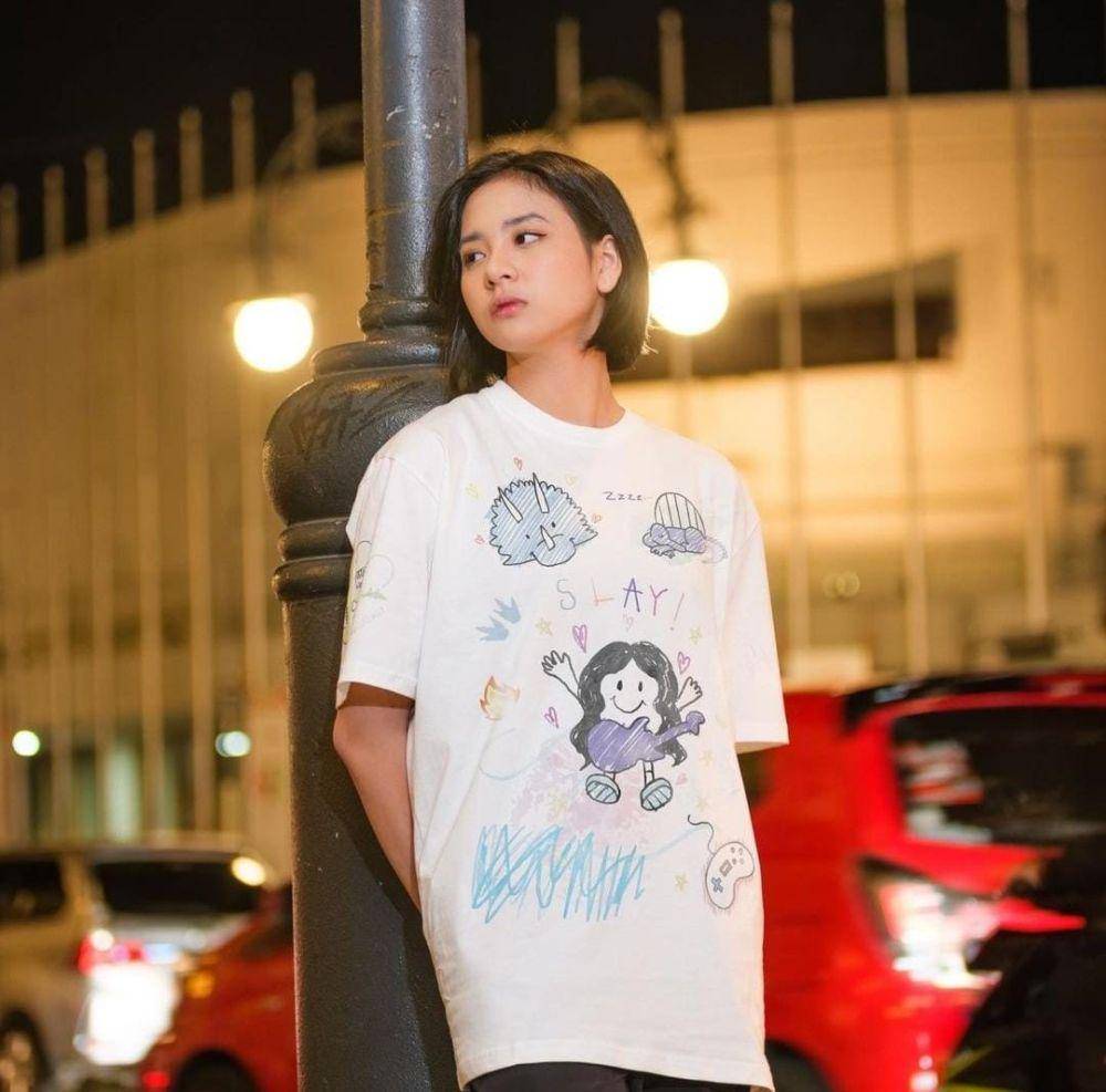 Zee JKT48 (instagram.com/jkt48.zee)
