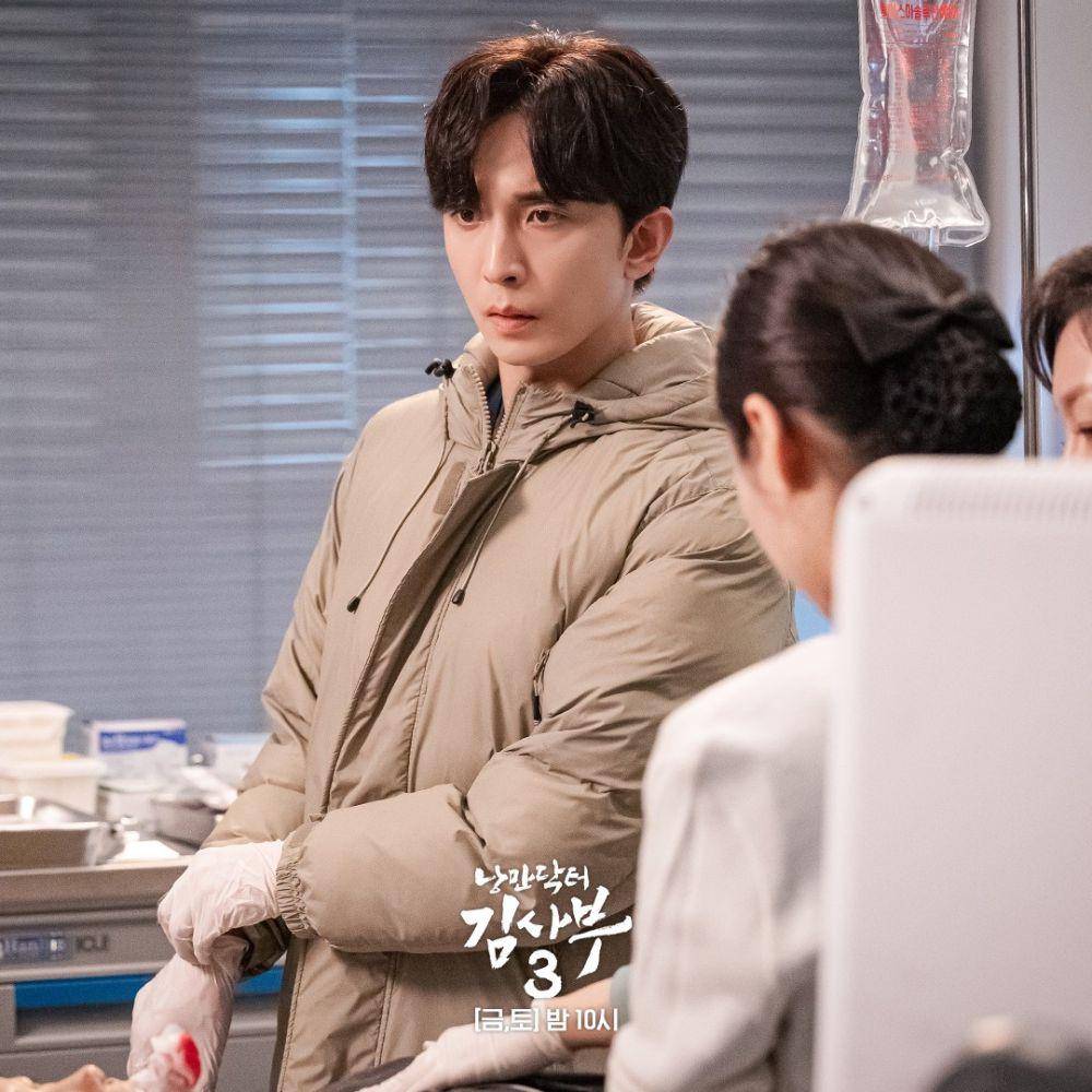 Still cut drama Korea Dr. Romantic 3 (Instagram.com/sbsdrama.official)