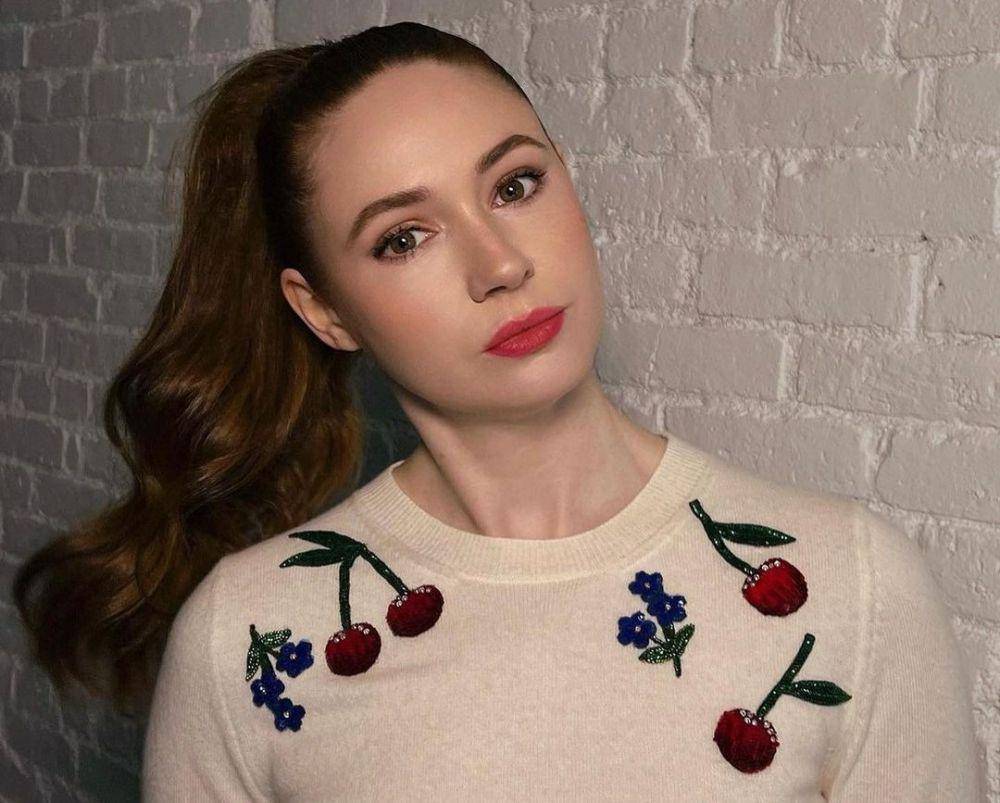 Karen Gillan (instagram.com/karengillan)