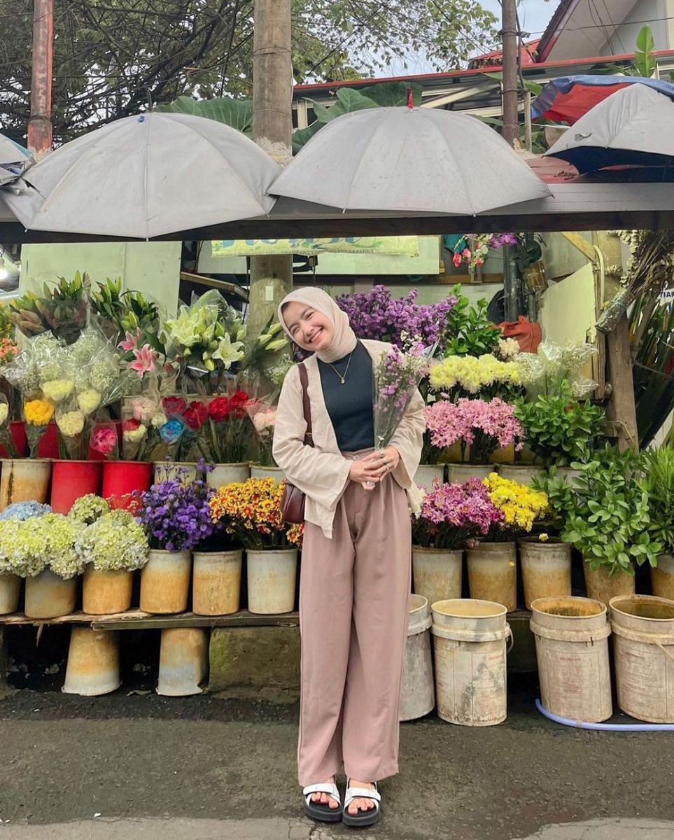 Potret OOTD (Instagram.com/bbyjiangel_)