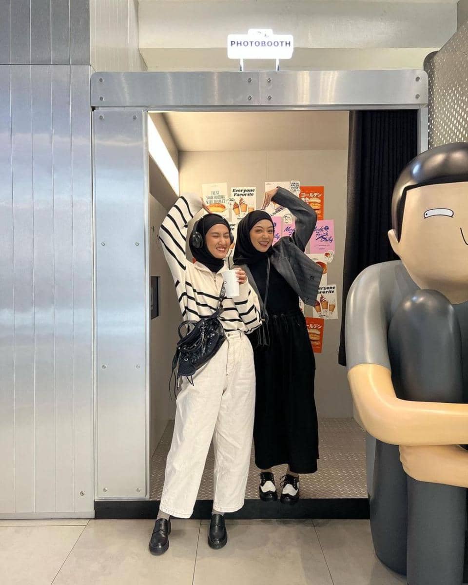 ide mix and match celana ala Inas Rana (instagram.com/inasrana)