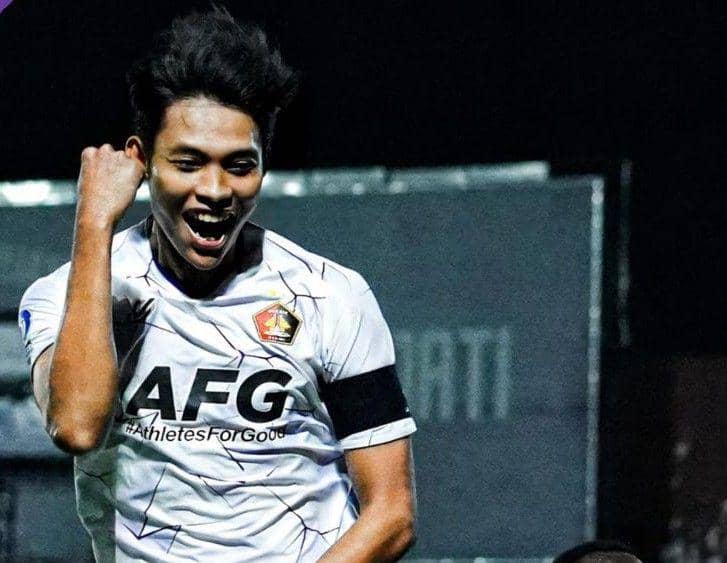 Vava Mario Yagalo (instagram.com/persikfcofficial)