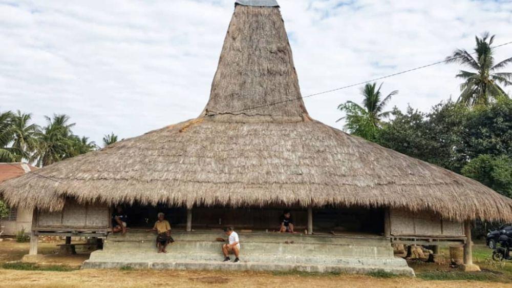 5 Keunikan Kampung Raja Prailiu NTT, Ada Kubur Batu Megalitikum!