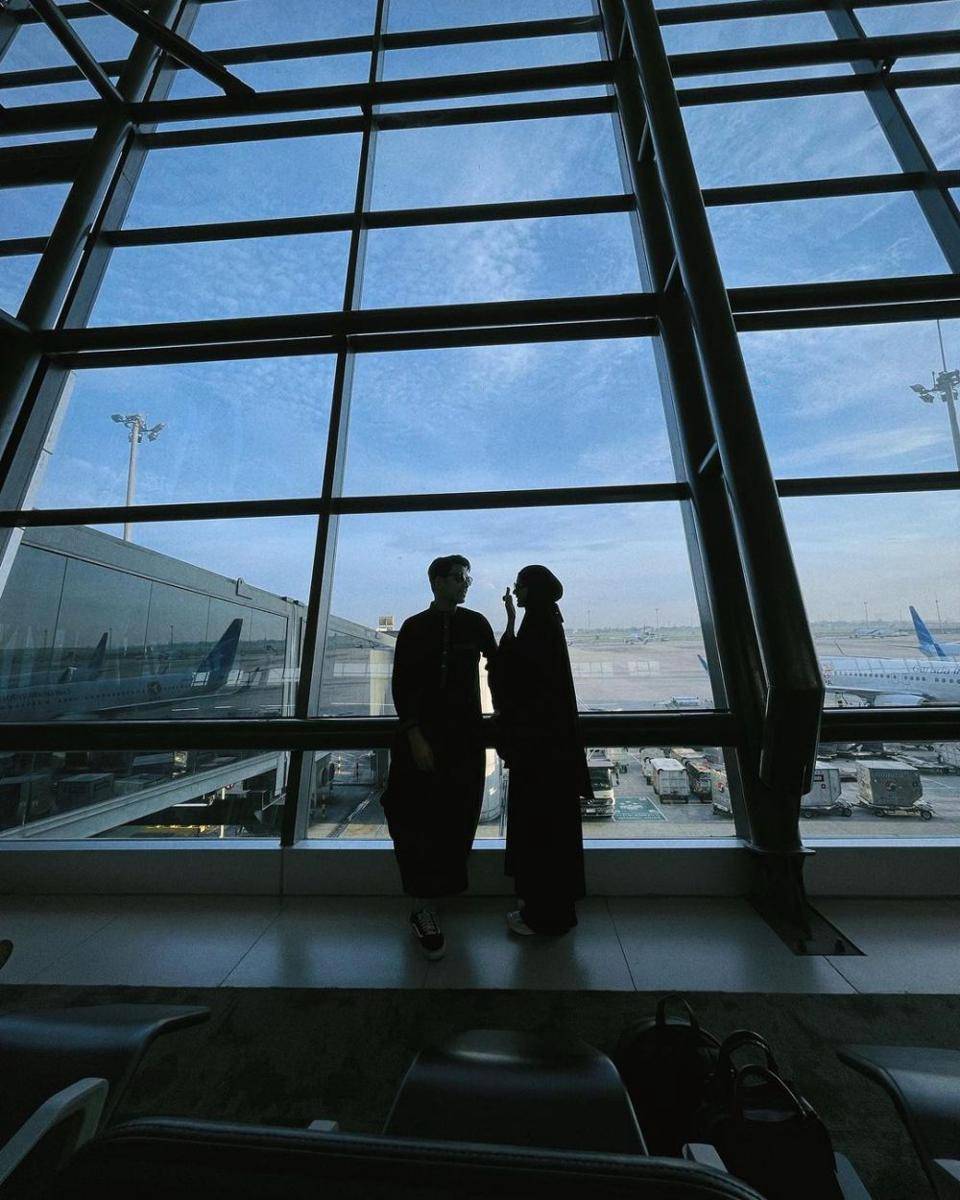 potret Glenca Chysara dan Rendi Jhon berangkat umrah (instagram.com/glencachysaraofficial)