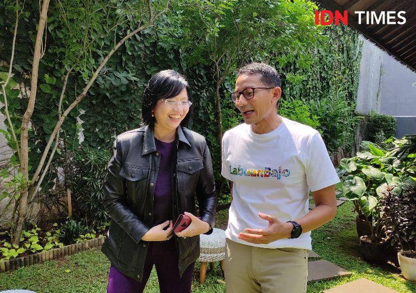 Sandiaga Uno bersama Pemimpin Redaksi (Pemred) IDN Times Uni Lubis dalam acara RealTalk with Uni Lubis (IDN Times/Yosafat Diva Bayu Wisesa)