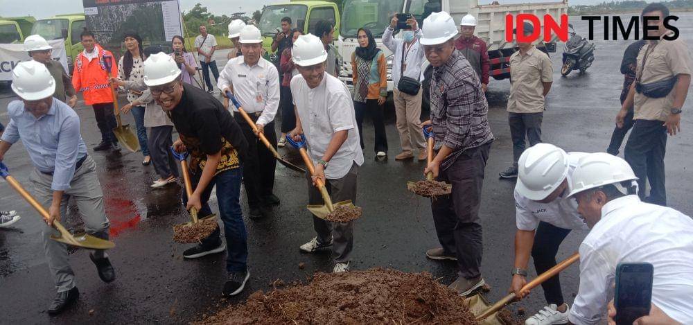 Groundbreaking pembangunan Sirkuit MXGP Selaparang Lombok. (IDN Times/Muhammad Nasir)