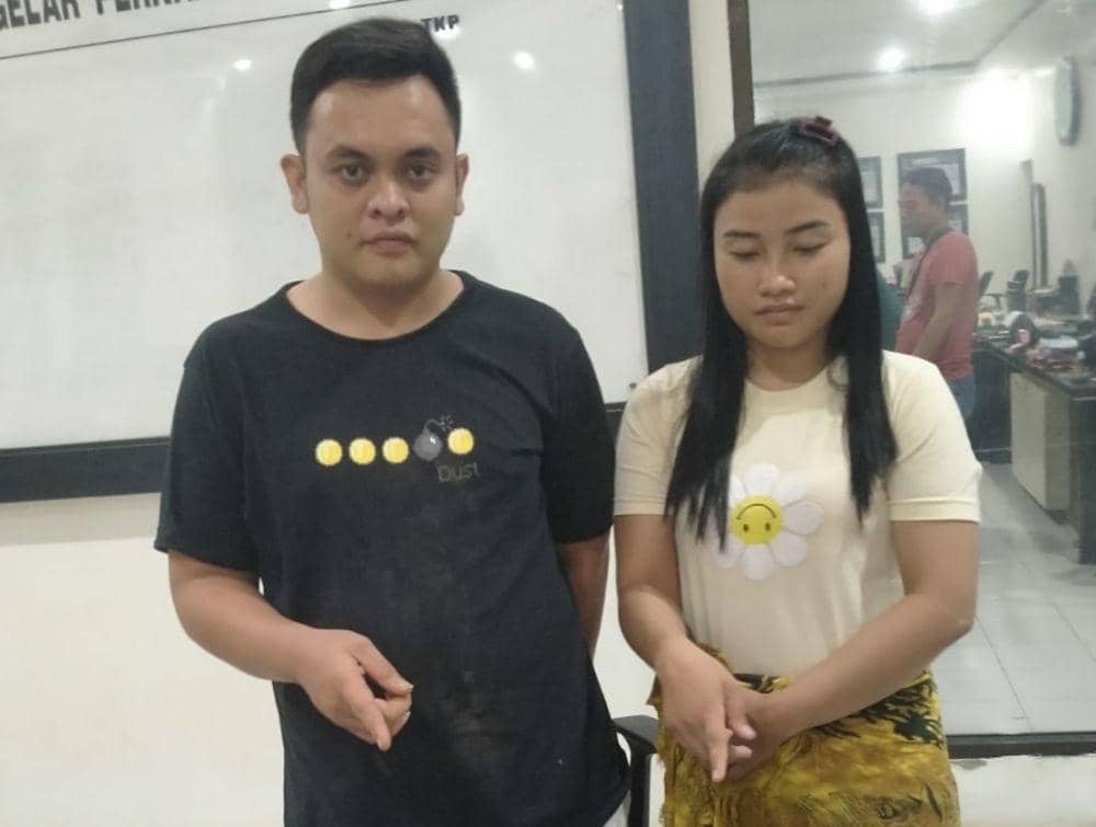 (Sepasang kekasih di Muba saat tertangkap polisi membawa 100 butir ekstasi) IDN Times/Istimewa