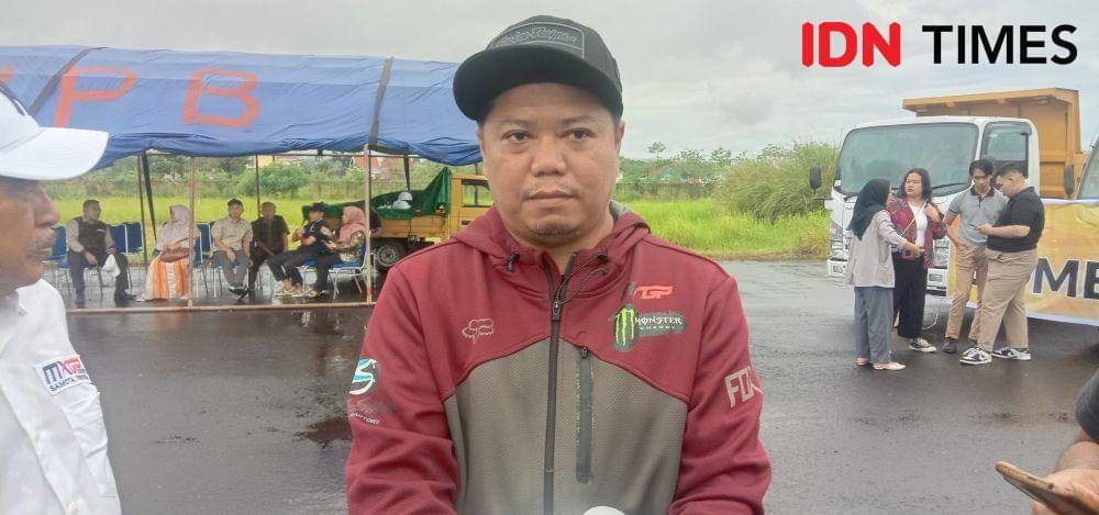 Desainer Sirkuit MXGP Selaparang Lombok Nauval Adi. (IDN Times/Muhammad Nasir)