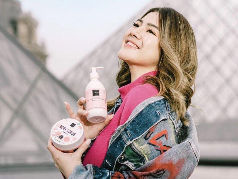 Felicya Angelista, Artis Sukses Pemilik Scarlett Whitening