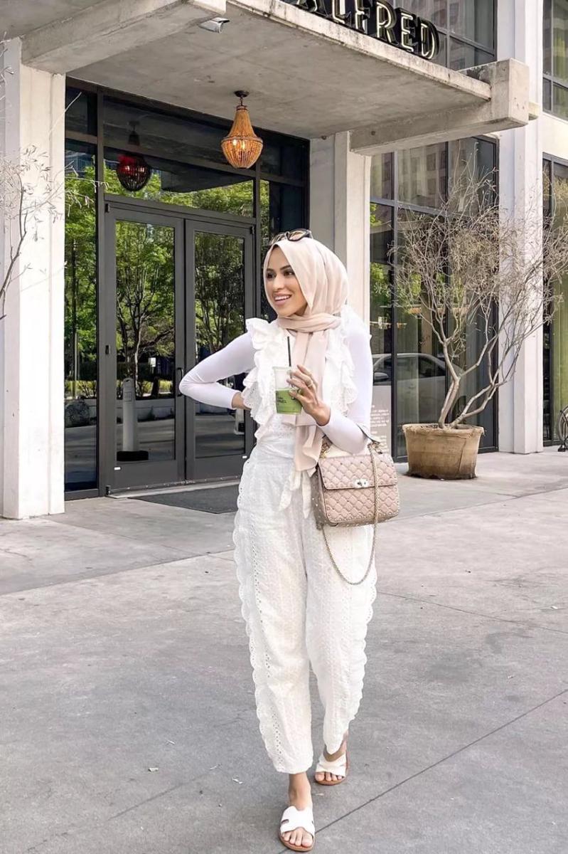 Jaserah (shopltk.com/explore/simplyjaserah)