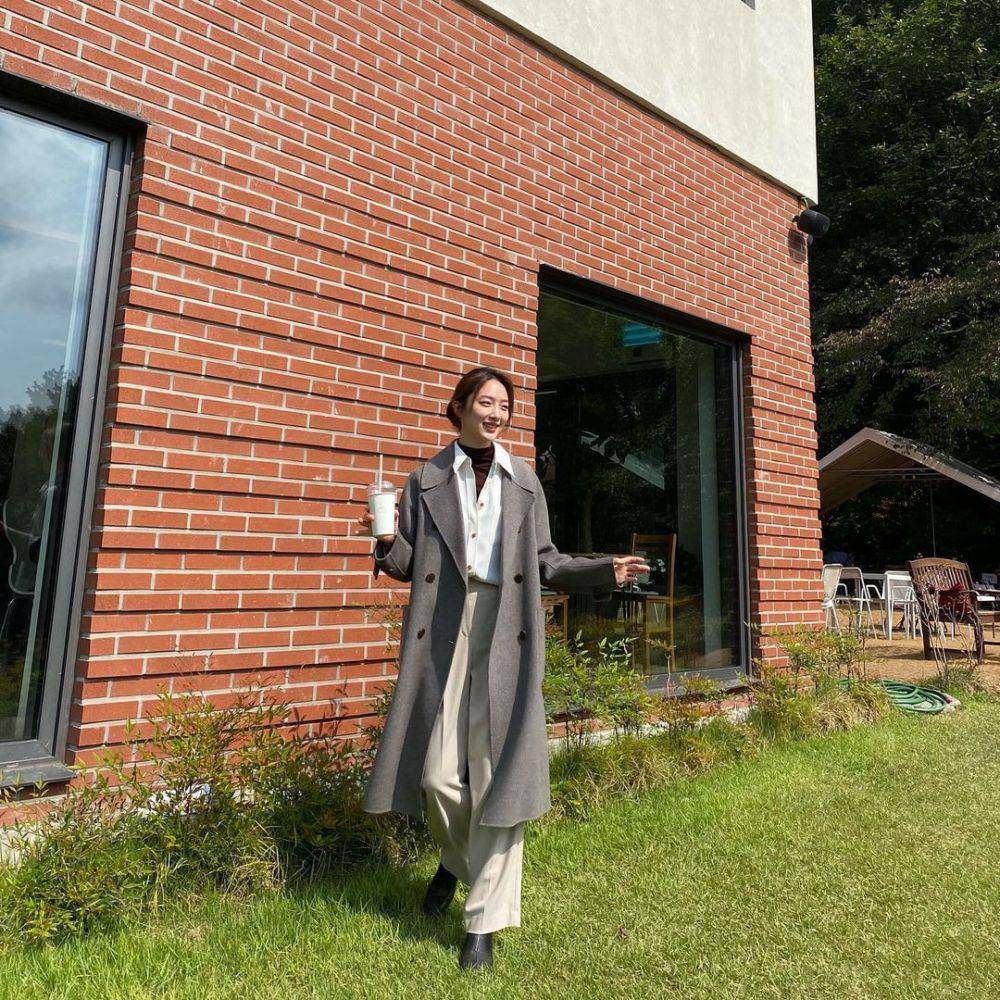 referensi outfit Pyo Ye Jin (instagram.com/yjiinp)