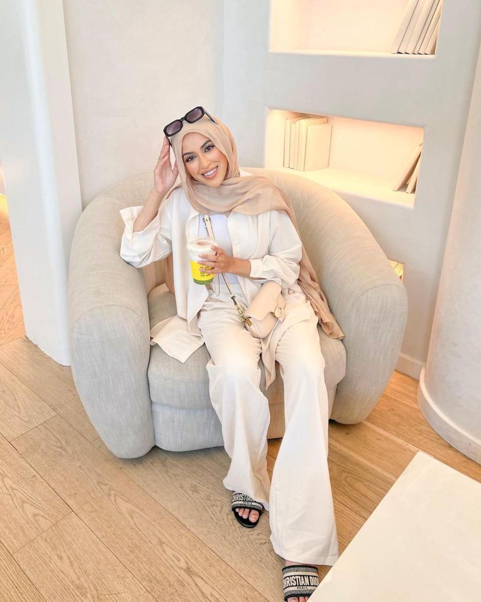 Jaserah (instagram.com/simplyjaserah)