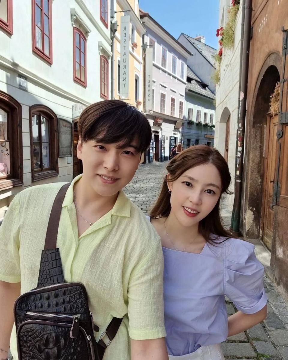 potret Lee Sungmin dan Kim Sa Eun (instagram.com/_liustudio_)