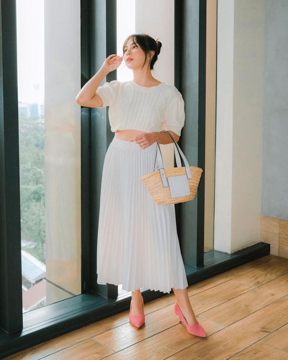 gaya casual ala Jessica Mila (instagram.com/jscmila)